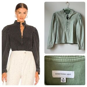 Something Navy Size Medium Chambray Light Green Denim Women's Shirt Top Revolve